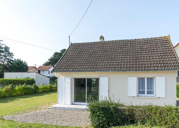 La Petite Isle - Maison Et Jardin - à 200 M Hébergement de vacances Barneville-Carteret